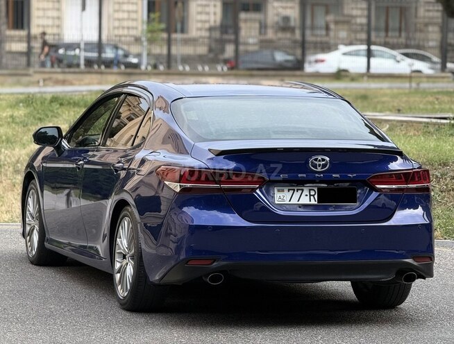 Toyota Camry-8