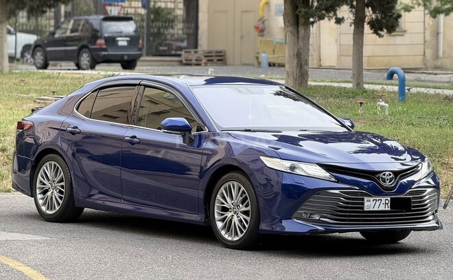 Toyota Camry-6