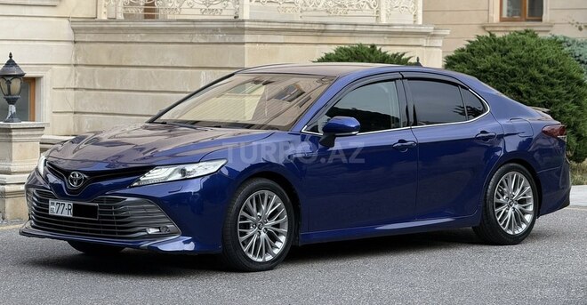 Toyota Camry-5