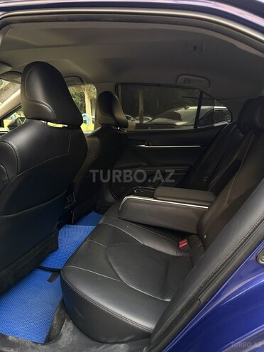 Toyota Camry-18