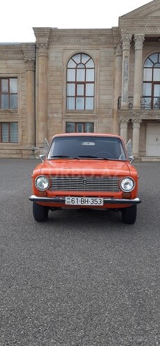 LADA (VAZ) 21011-1