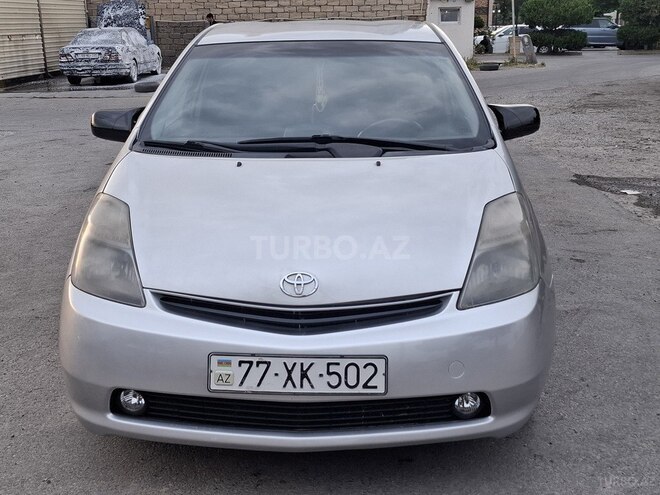 Toyota Prius-1