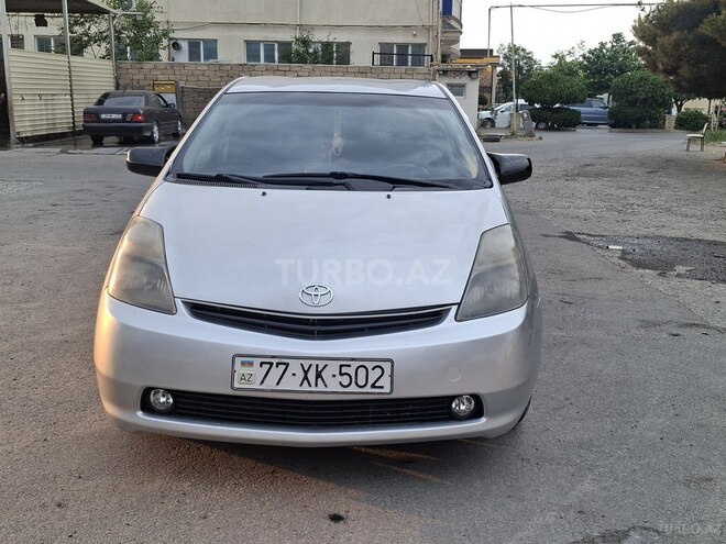 Toyota Prius-2