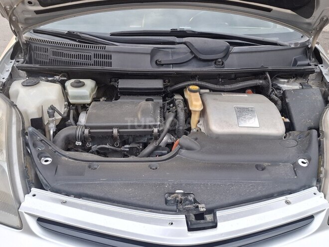 Toyota Prius-9