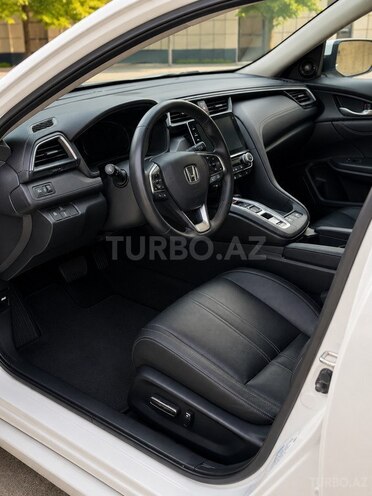 Honda Insight-6