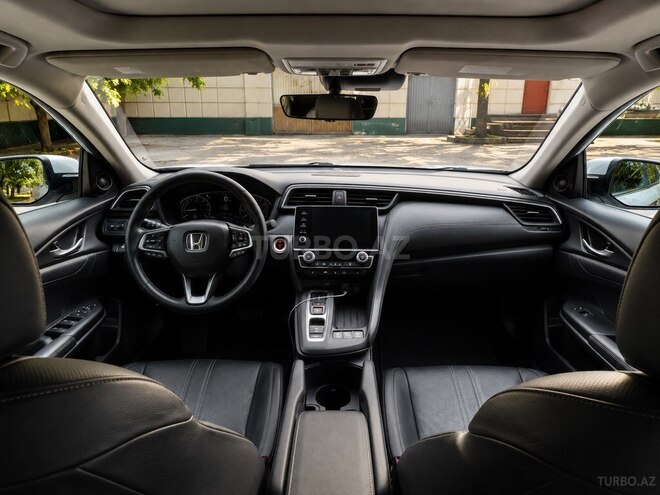 Honda Insight-8