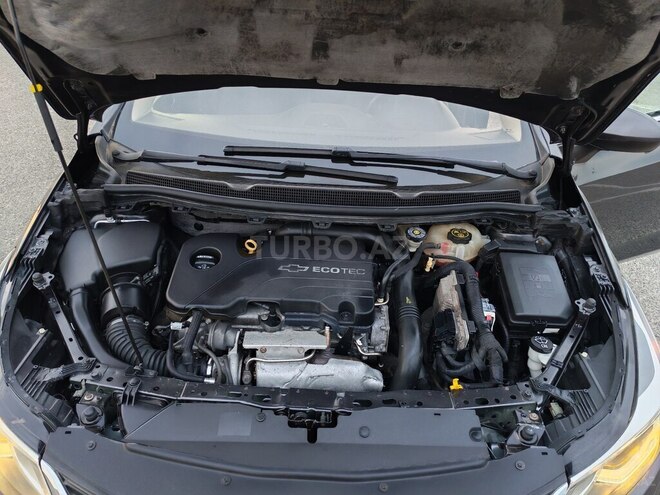 Chevrolet Cruze-15