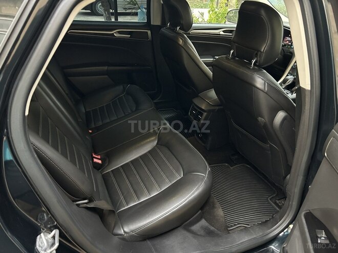 Ford Fusion (North America)-13