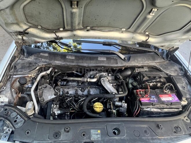 Renault Megane-7