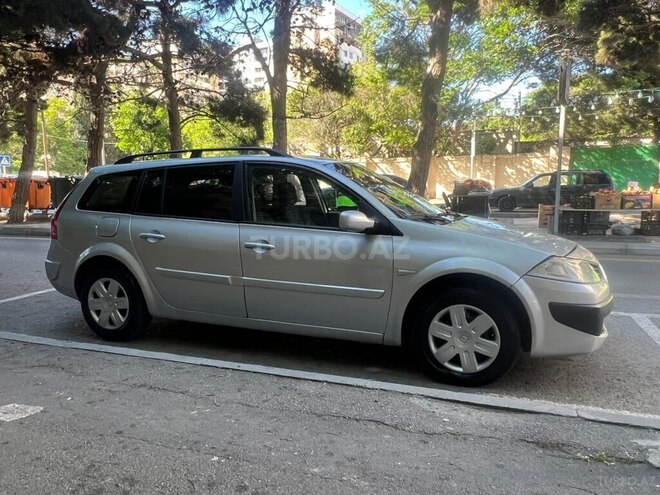 Renault Megane-8