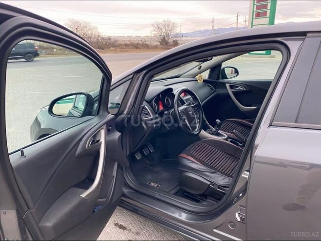 Opel Astra-7