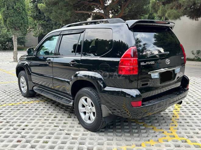 Toyota Land Cruiser Prado-4