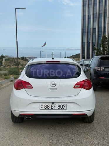 Opel Astra-3