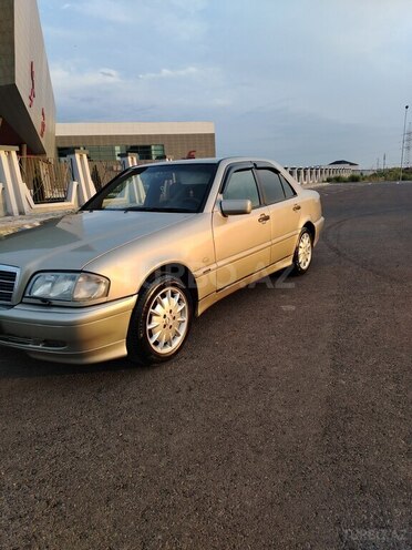 Mercedes C 240-7