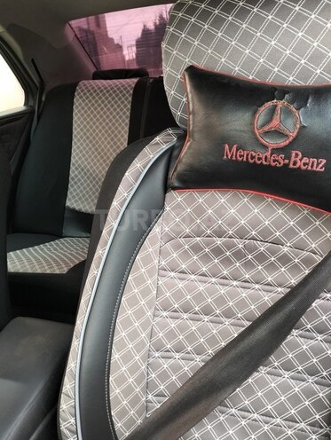 Mercedes E 280-9