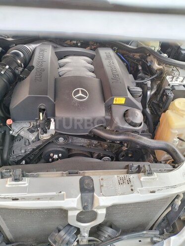 Mercedes E 280-22