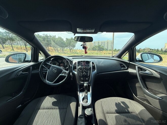 Opel Astra-10