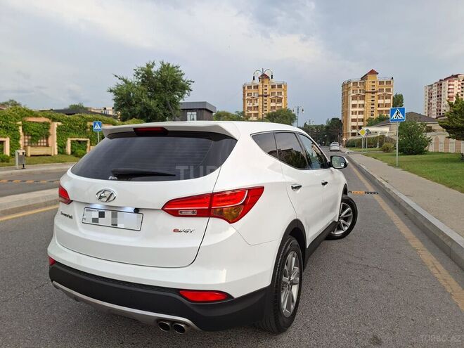 Hyundai Santa Fe-8