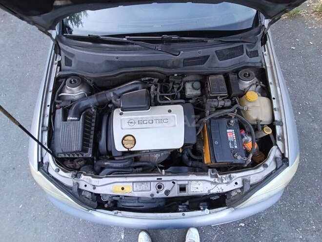 Opel Astra-8