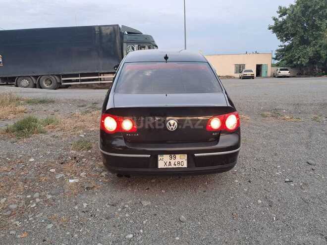 Volkswagen Passat-8