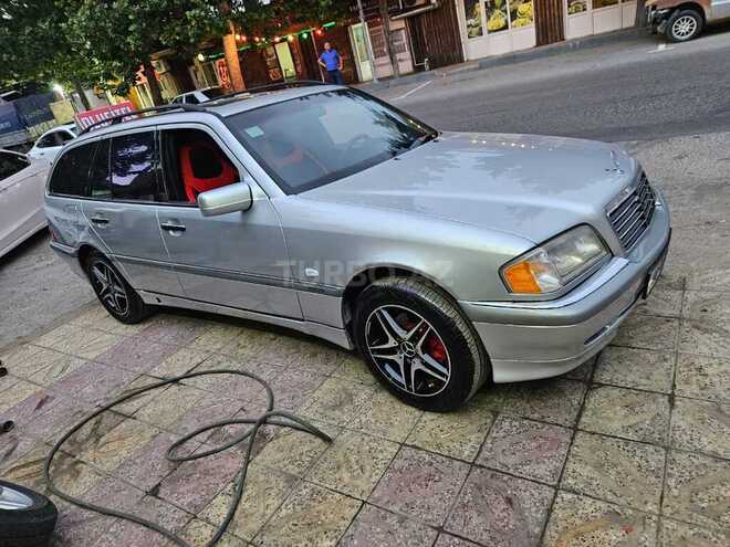Mercedes C 200-3