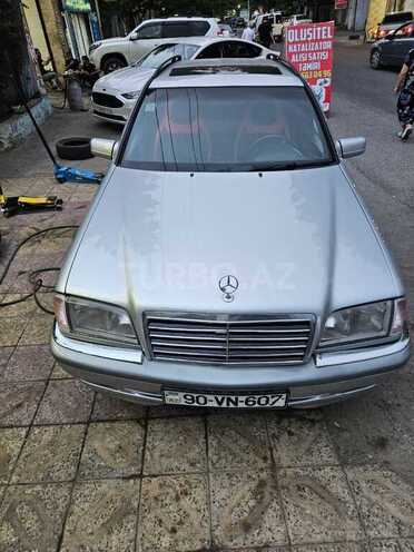 Mercedes C 200-7