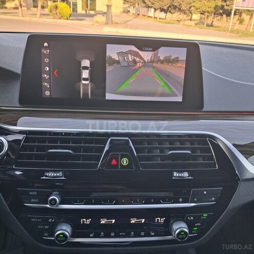BMW 530e-3