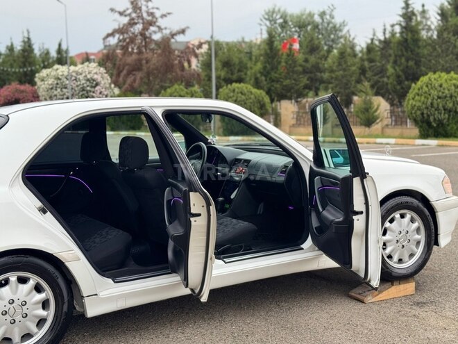Mercedes C 200-14
