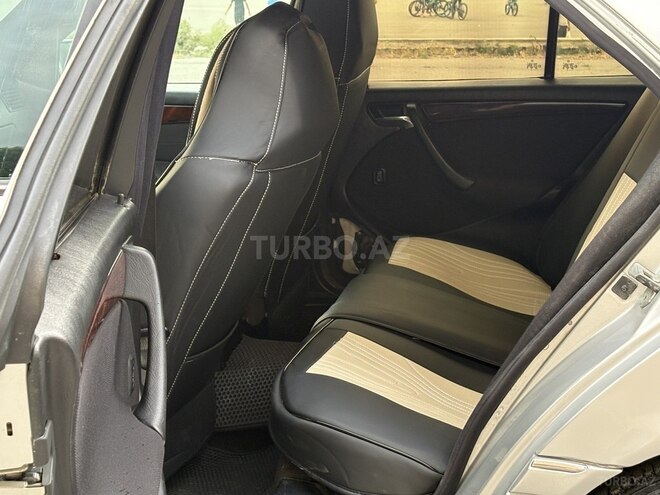 Mercedes C 200-12