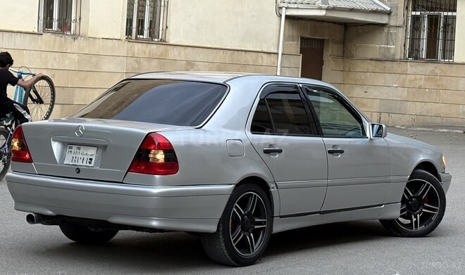 Mercedes C 200-6