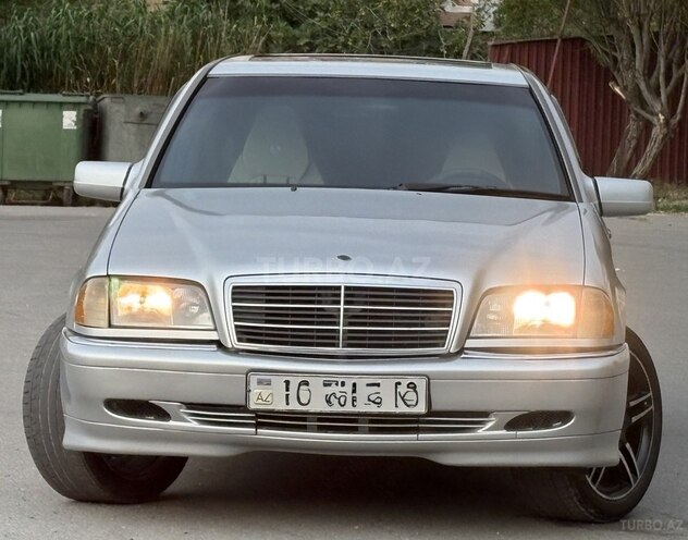 Mercedes C 200-2