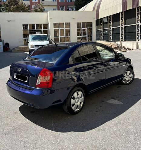 Hyundai Accent-6
