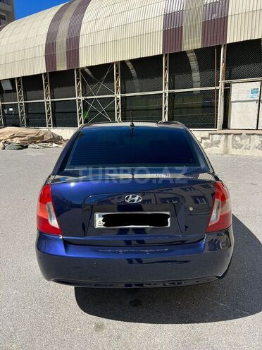 Hyundai Accent-3