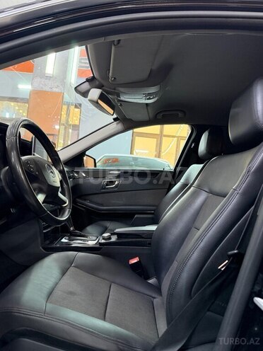 Mercedes E 250-13