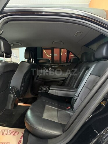 Mercedes E 250-19