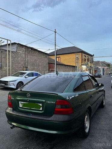 Opel Vectra-2