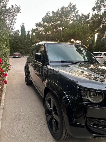 Land Rover Defender-4