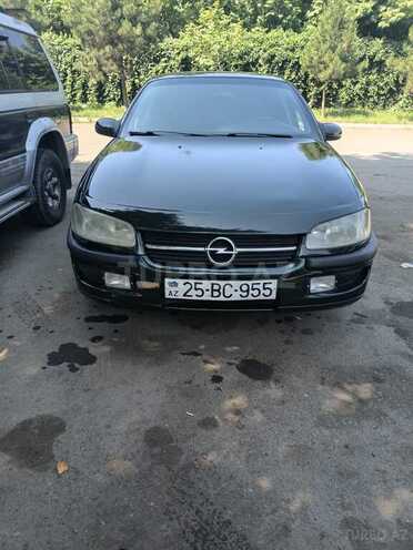 Opel Omega-11