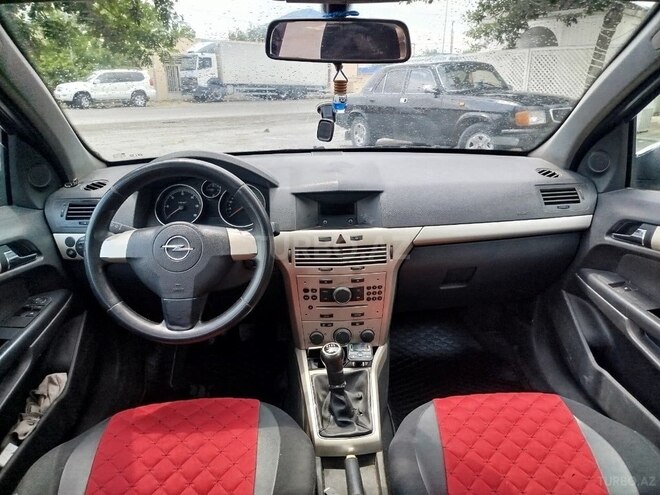 Opel Astra-8