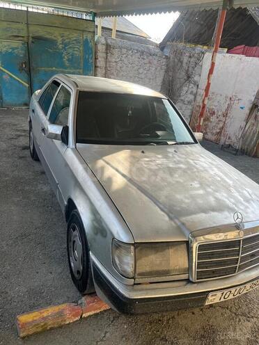 Mercedes 200 D-3