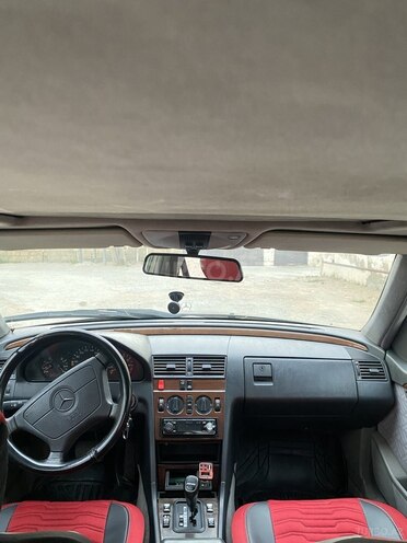 Mercedes C 180-8