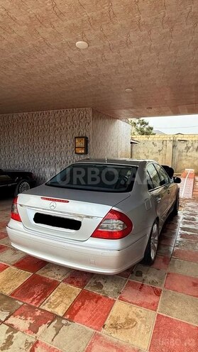 Mercedes E 220-4
