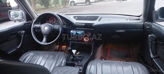 BMW 525-6