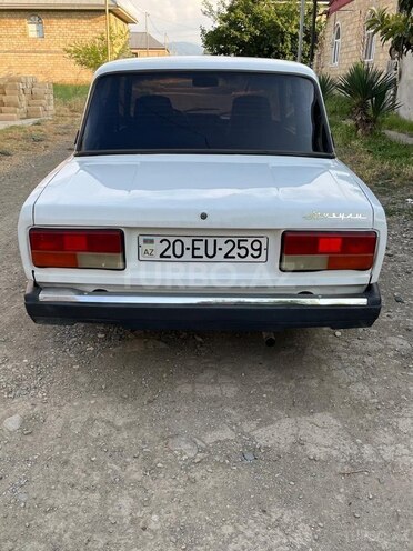 LADA (VAZ) 2107-5