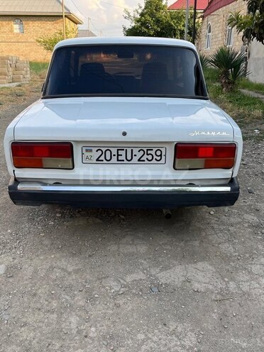 LADA (VAZ) 2107-2