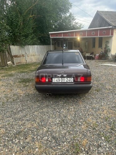 Mercedes 190-3