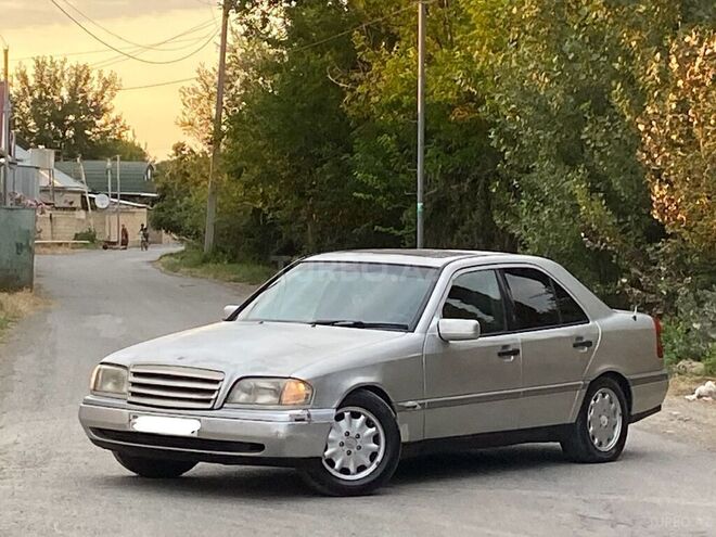 Mercedes C 180-10