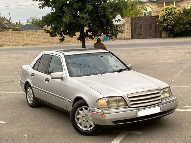 Mercedes C 180-7