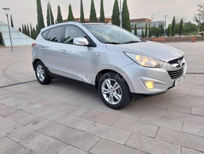 Hyundai ix35-4