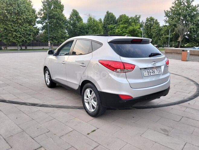 Hyundai ix35-6